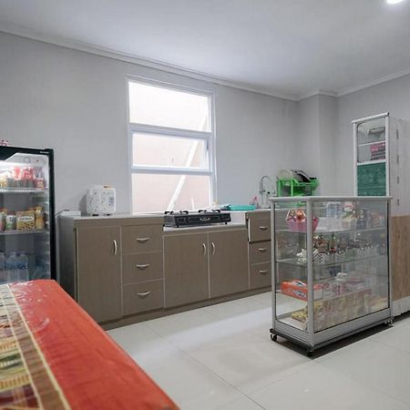 Urbanview Hotel Bari Syariah Palembang By Reddoorz Kültér fotó