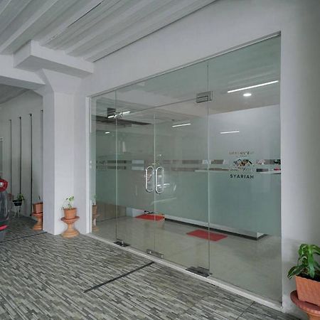 Urbanview Hotel Bari Syariah Palembang By Reddoorz Kültér fotó