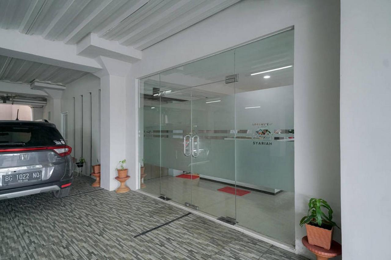 Urbanview Hotel Bari Syariah Palembang By Reddoorz Kültér fotó