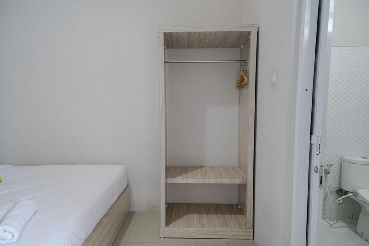 Urbanview Hotel Bari Syariah Palembang By Reddoorz Kültér fotó